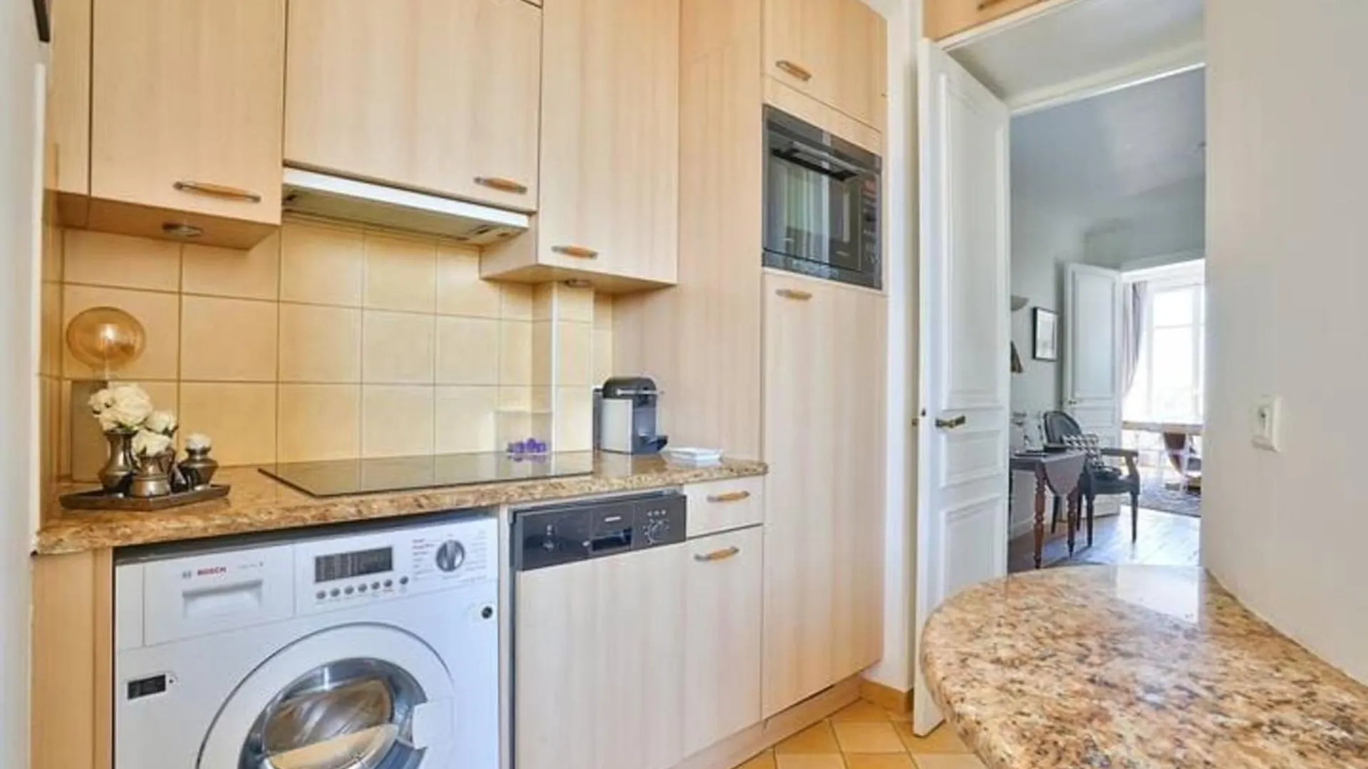Appartement Charming With Eiffel Tower View